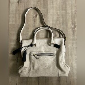 Coach Cream Leather Shoulder Bag EUC
